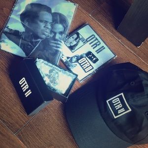 Beyoncé and Jay Z On The Run II items